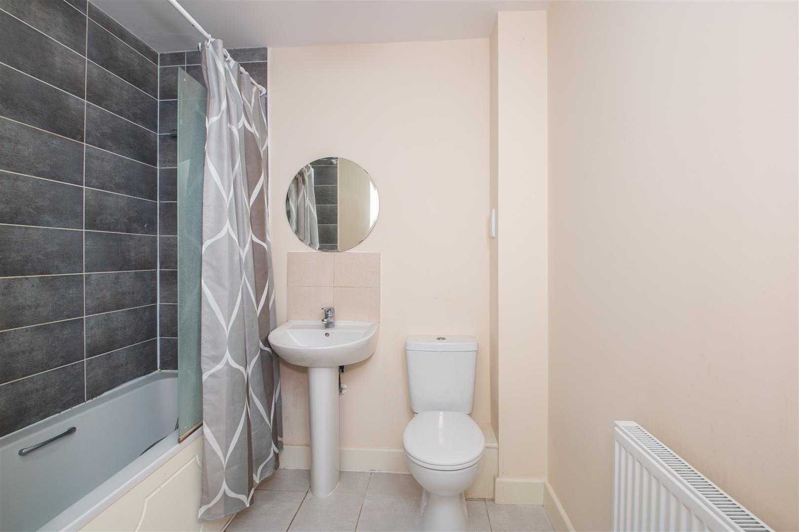 4 bed property in Shelsley Avenue, Milton Keynes
